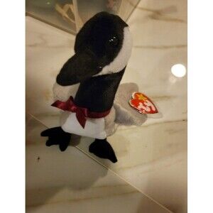 Ty Beanie Babies Loosy The Canadian Goose
